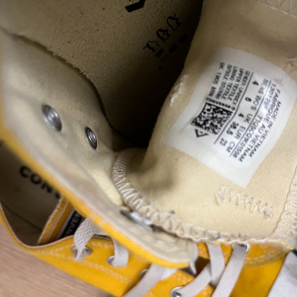 EUC CTAS Converse Low 'Lemon Chrome' - 130129F (4M / 6W) - Picture 2 of 6